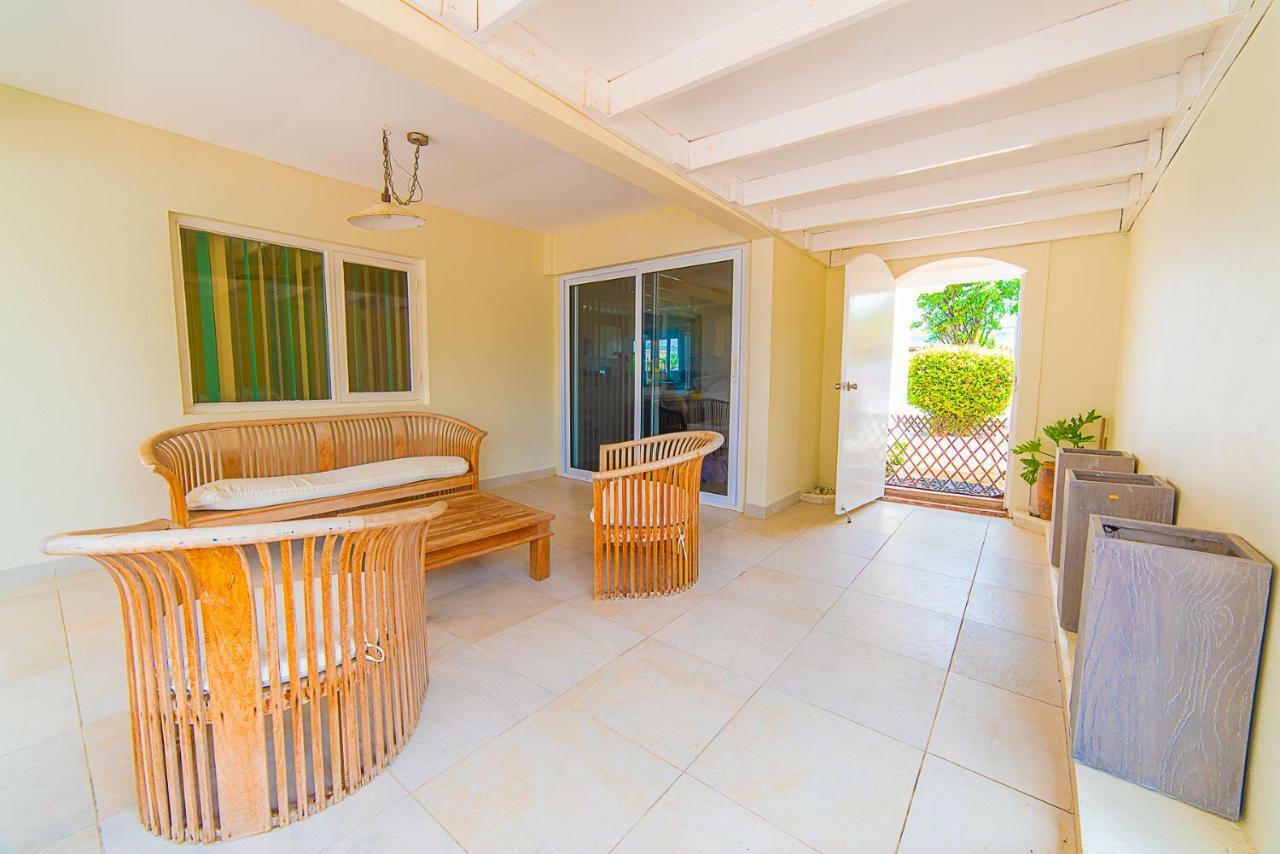 Hacienda Wayaca Apartments オラニエスタッド エクステリア 写真